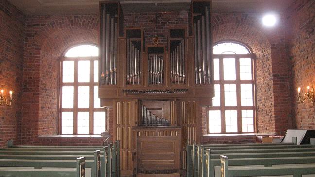 Akershus Fortress - pipe organ in church