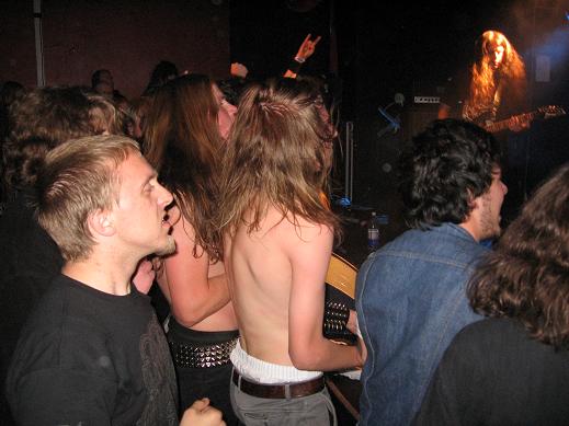 Mortification crowd